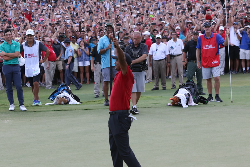 Tiger Woods celebrates his victory at the TOUR Championship